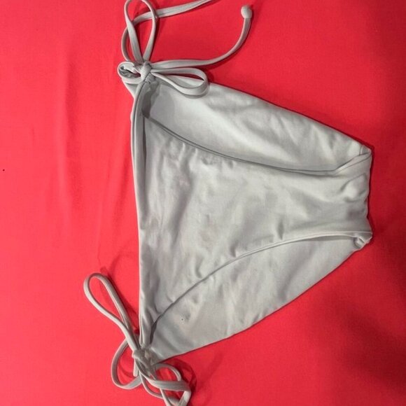 Becca White Bikini Set | Small Top / Medium Bottom NWT - Picture 14 of 16